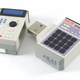 Illustration for article titled Mini MPC 2000XL Sampler and SP1200 Drum Machine USB Flash Drives